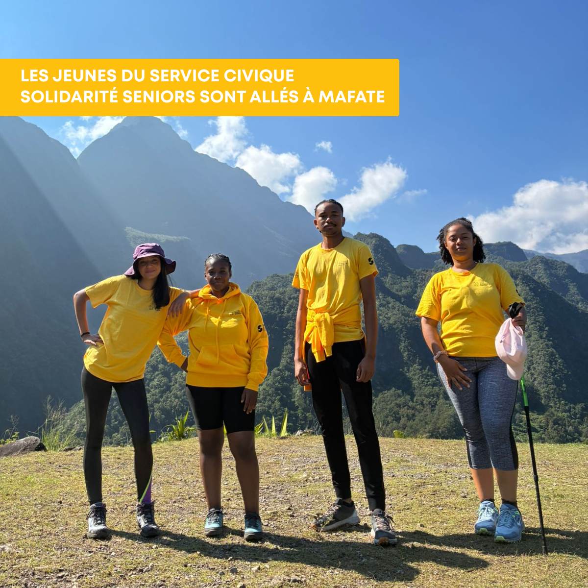 Le Service Civique Solidarité Seniors s’est invité à Mafate !